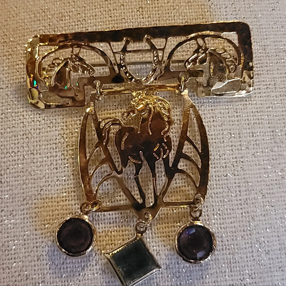 Vintage WILD BRYDE Gold Plated Crystal Pin Brooch - Picture 5 of 5